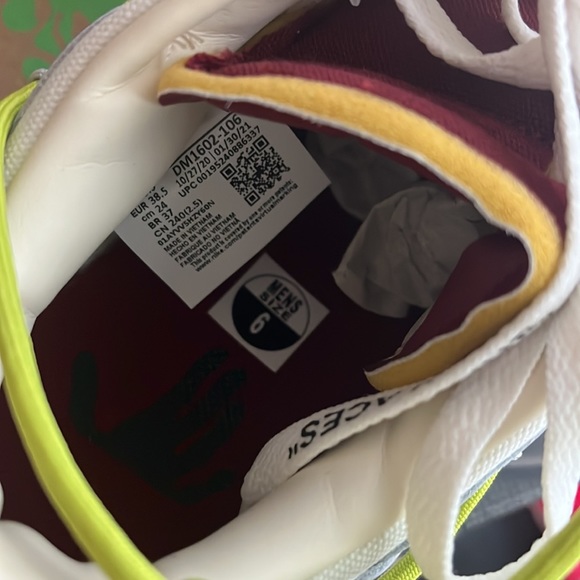 Off-white dunks lot 8. Dead stock size 6 mens 7.5 women. - Picture 4 of 9